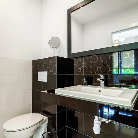 Beeapartments Zywiecka 49 아파트 *